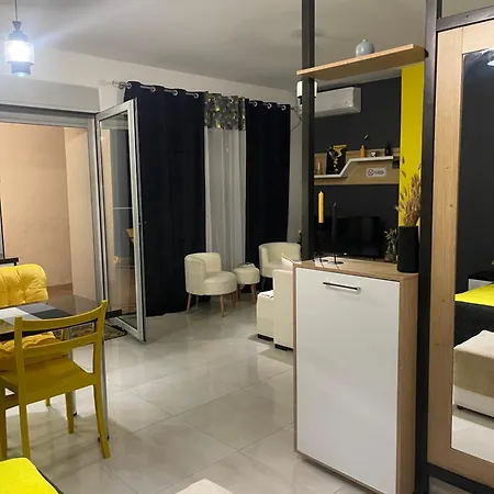 Marsela Gurma Apartment Sarande